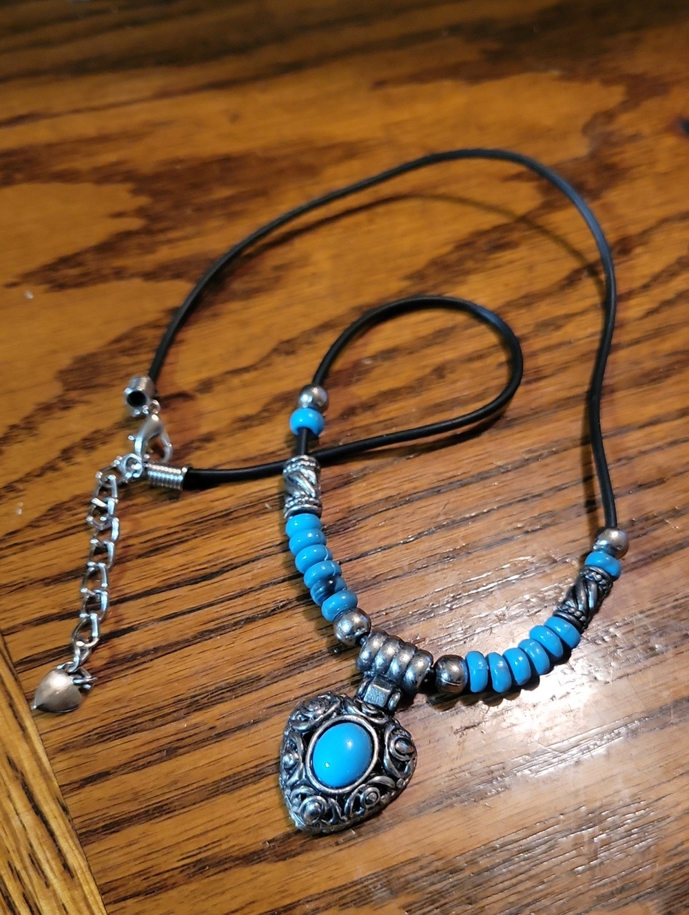 Turquoise Bead Pendant Necklace - Blue Boho Women's Jewelry
